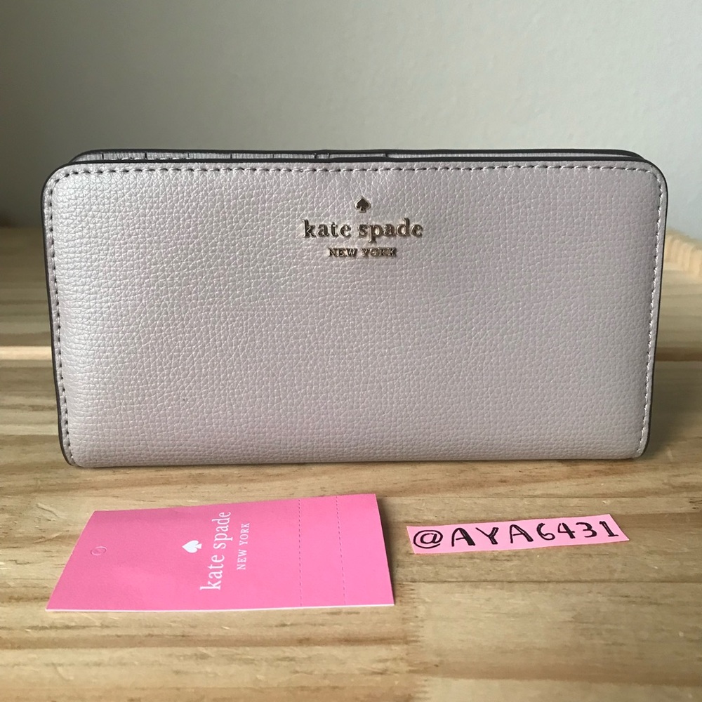 Kate spade wallet🎈🎈